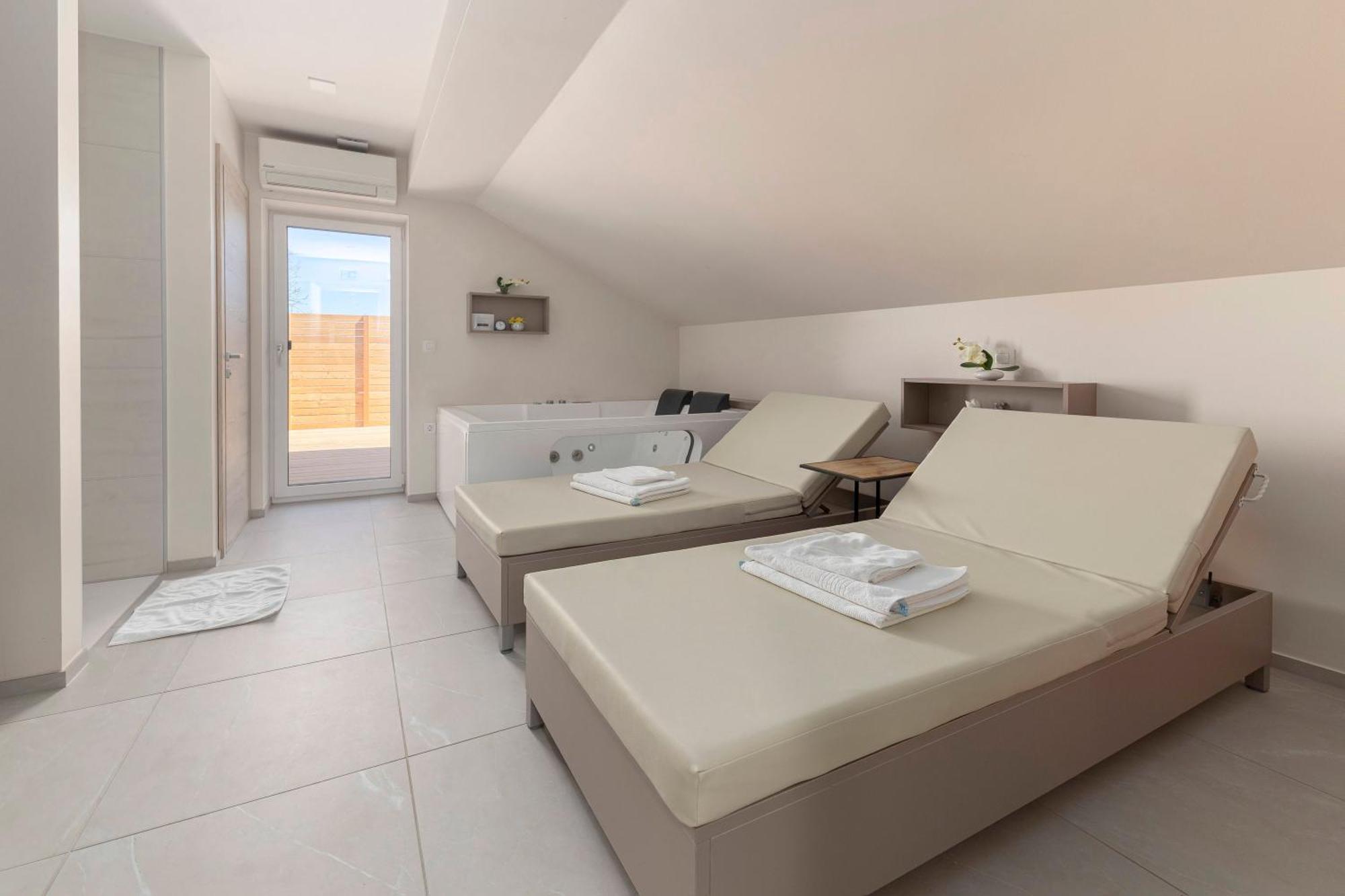 Slovenske Konjice Rooms S Center מראה חיצוני תמונה