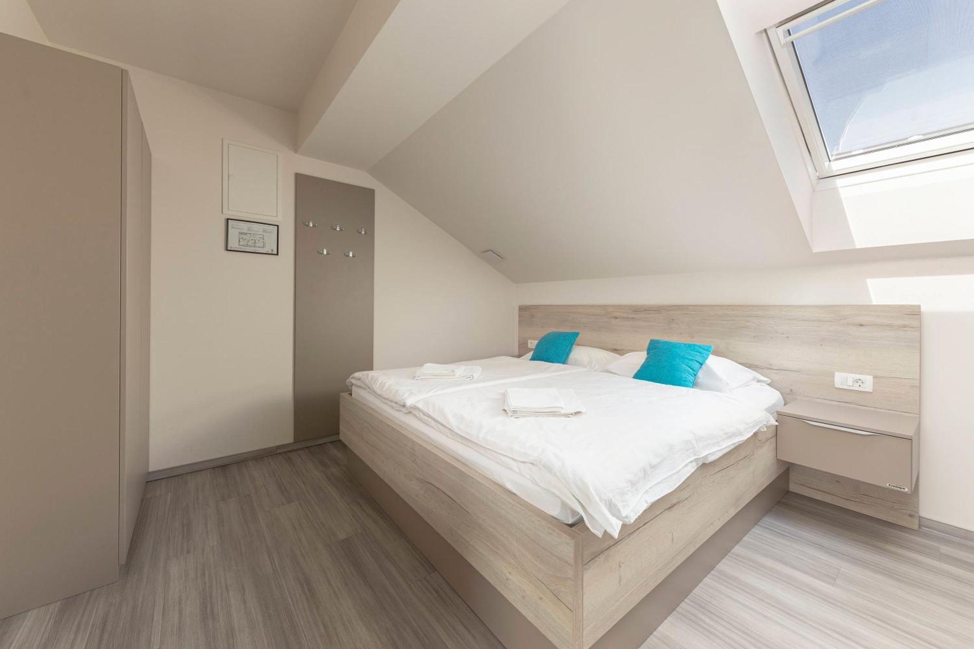 Slovenske Konjice Rooms S Center מראה חיצוני תמונה